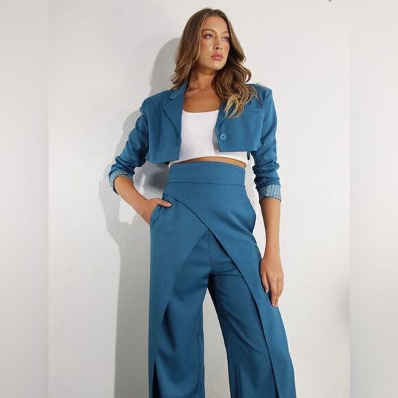 063. SPLIT TIE BACK PANTS - Picture 1 of 13